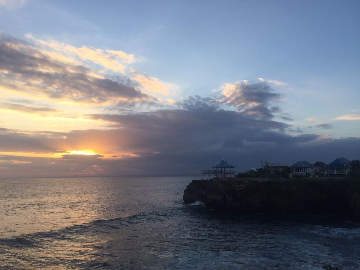 Dodol Lembongan Cliff Sunset Hotel ภายนอก รูปภาพ