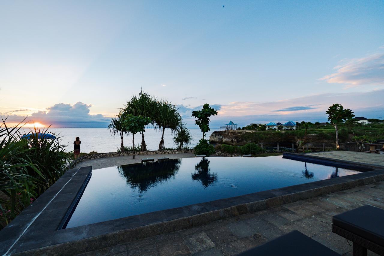 Dodol Lembongan Cliff Sunset Hotel ภายนอก รูปภาพ