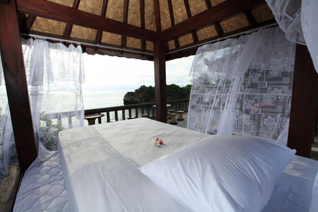 Dodol Lembongan Cliff Sunset Hotel ภายนอก รูปภาพ